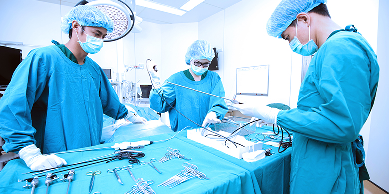 surgical technicians in operation room