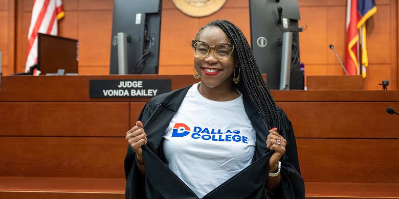 How Vonda Bailey Went From Mountain View Student to District Judge