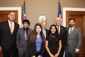 DCCCD students Dragana, Eian and Fabiola and associate vice chancellor Isaac Faz, executive vice chancellor Justin Lonon, and Chancellor May meeting with Congressman Sessions.     